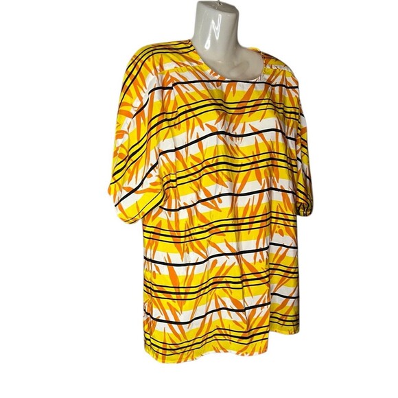 Vintage West Bay Women's Size 10 Geometric Print Lightweight Short Sleeve Blouse - Picture 2 of 5